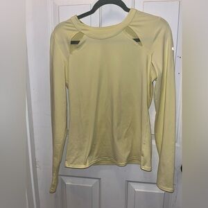 🧘🏽‍♀️LIKE NEW Alo Yoga Women's Mantra Long Sleeve Shirt - Yellow - Sz Medium